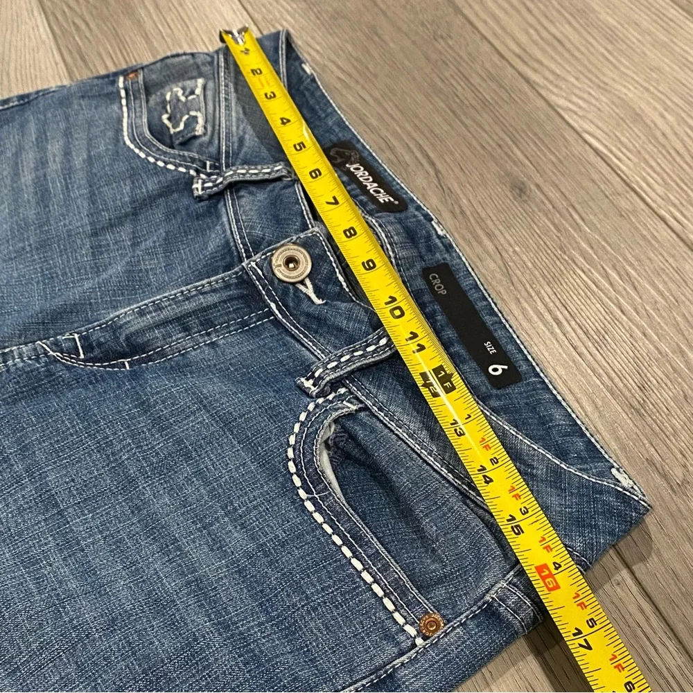 Jordache Jeans Skinny Cropped Women’s Size 6 MediumWash Denim Cuffed Hem Stretch - Picture 10 of 11